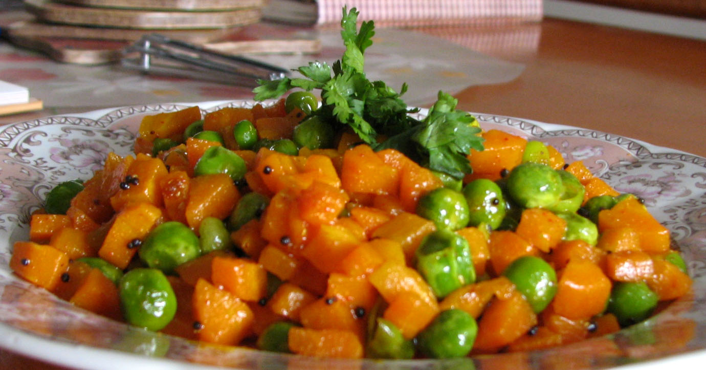 Carrot & Peas Curry